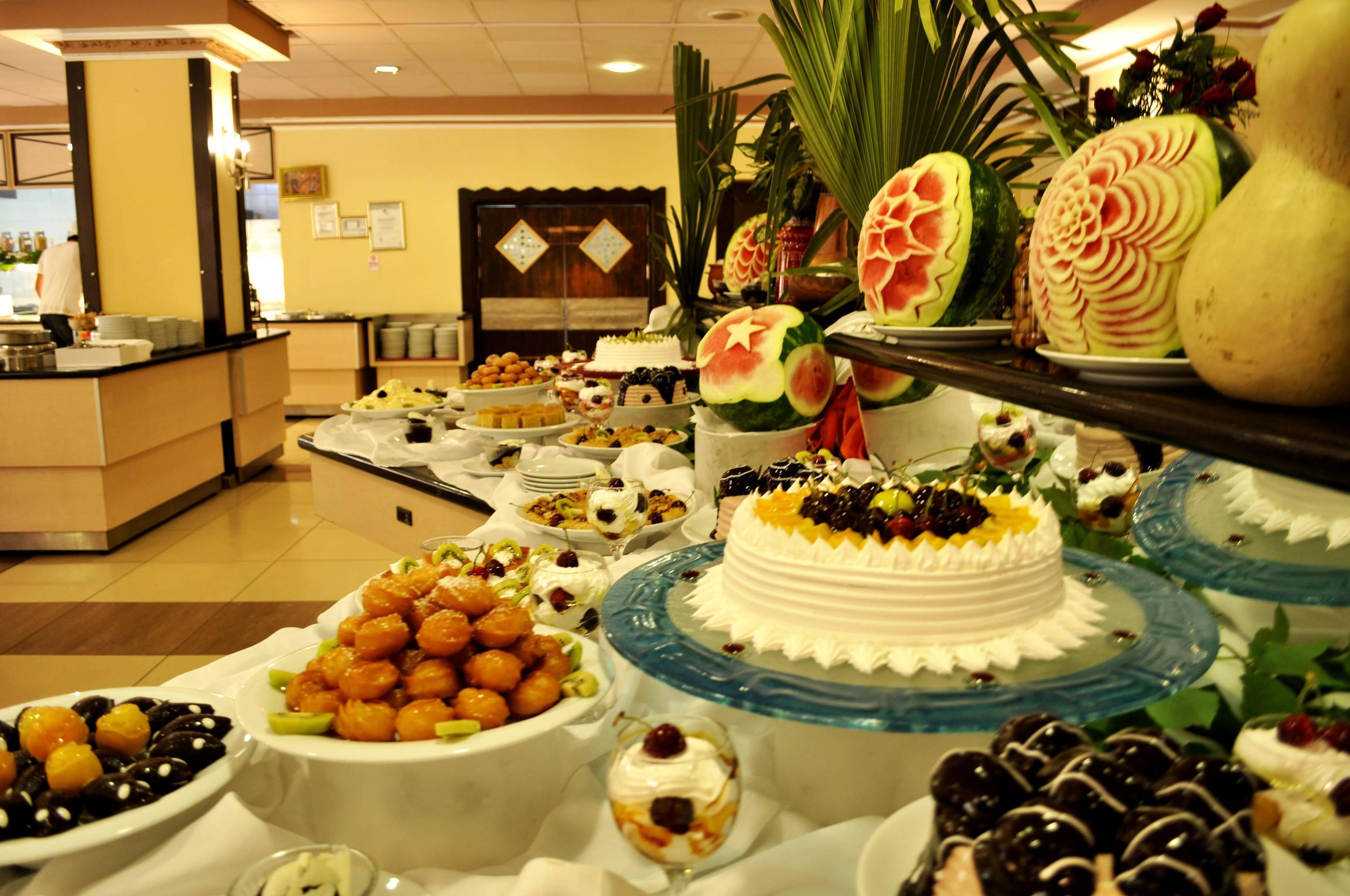 First Class Hotel Αλάνια Εξωτερικό φωτογραφία