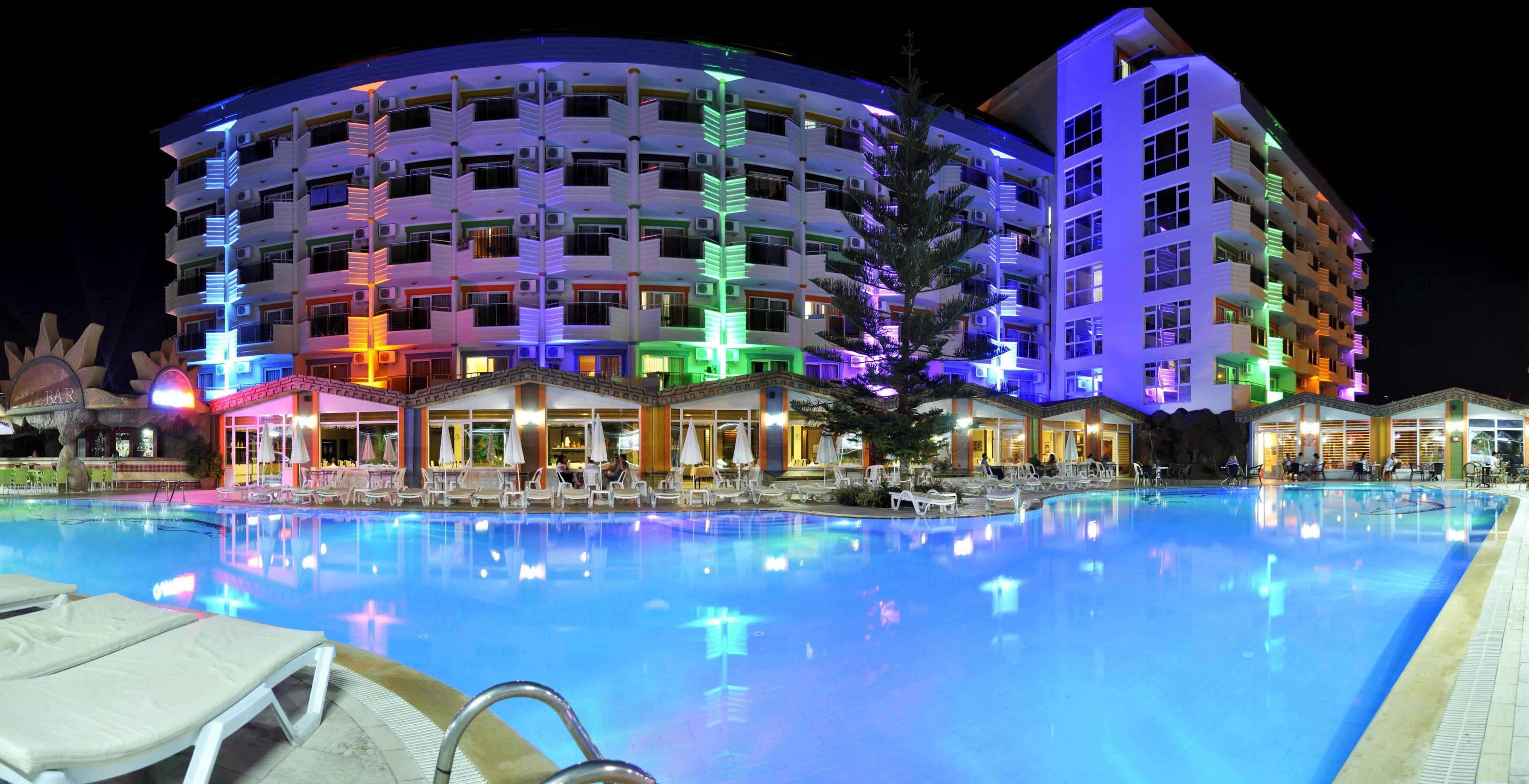 First Class Hotel Αλάνια Εξωτερικό φωτογραφία
