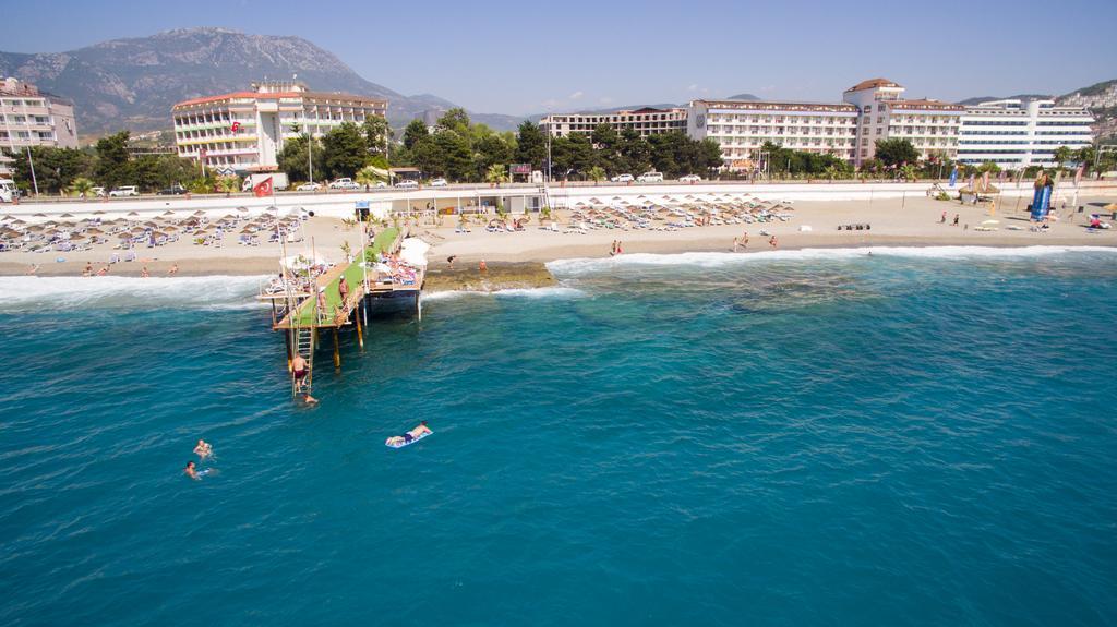 First Class Hotel Αλάνια Εξωτερικό φωτογραφία