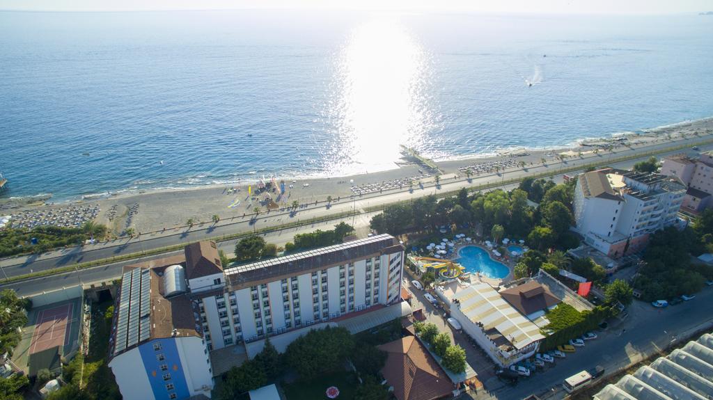 First Class Hotel Αλάνια Εξωτερικό φωτογραφία